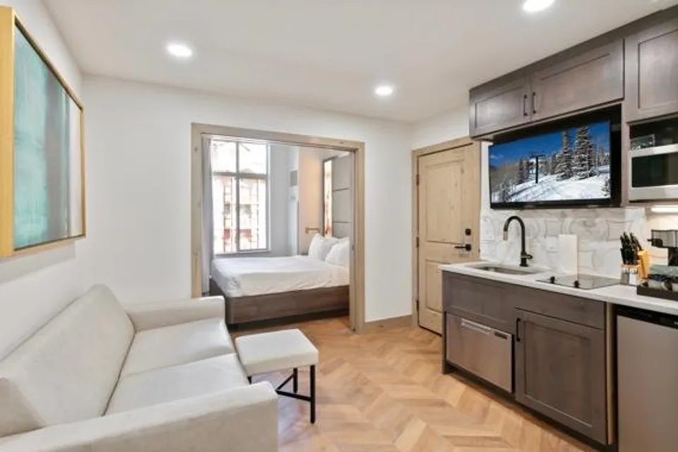 Photo of Ski in/out at Westgate, Remodeled studio, Resort amenities, Mutiple Pools, Spa and Restaurant 4803B